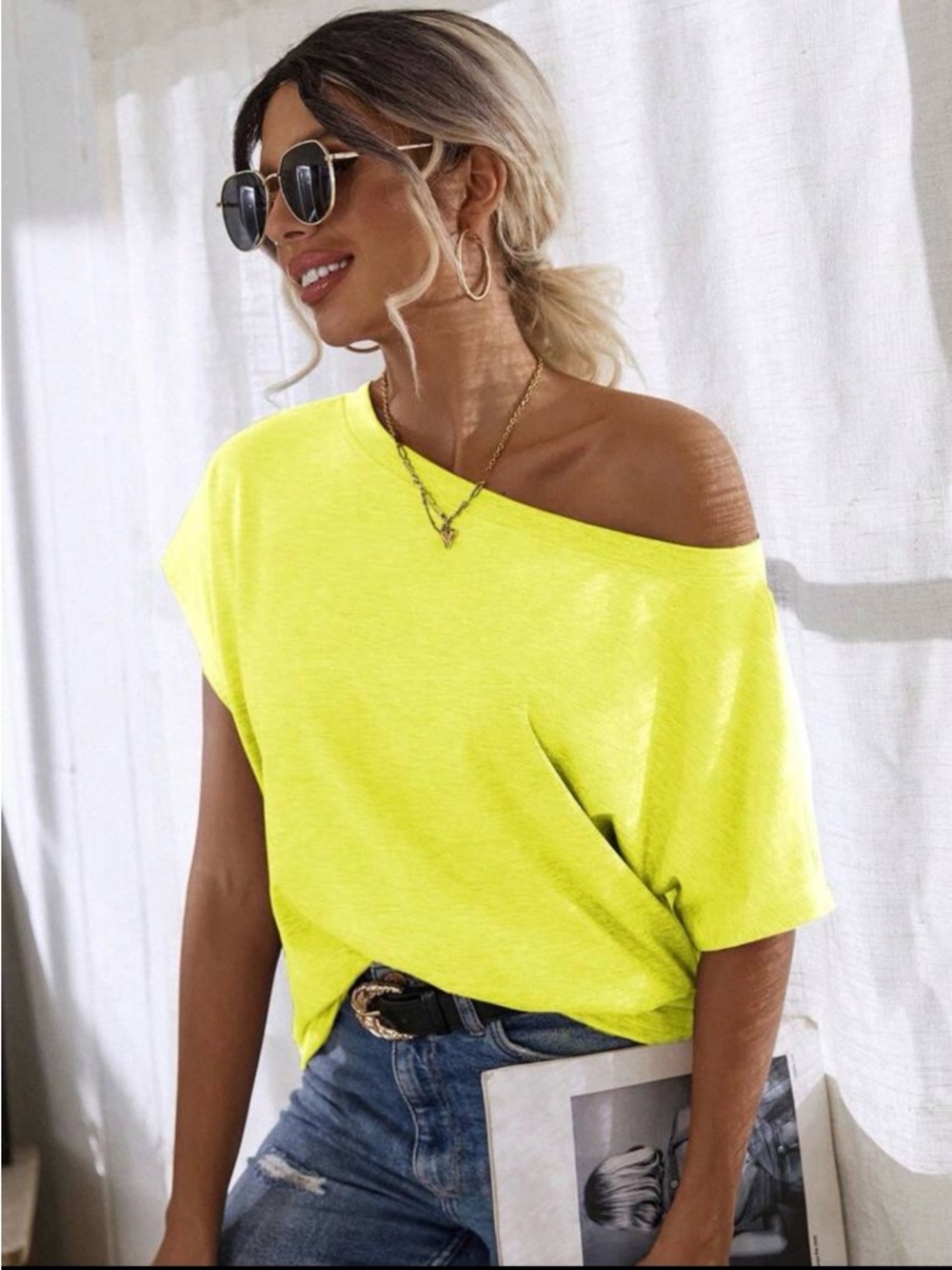 $ FIRM - LIKE NEW SHEIN LUNE Solid Batwing Sleeve Tee - Yellow - Sz Medium (6)